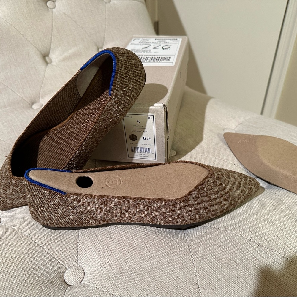 Rothy’s 8.5 leopard flats